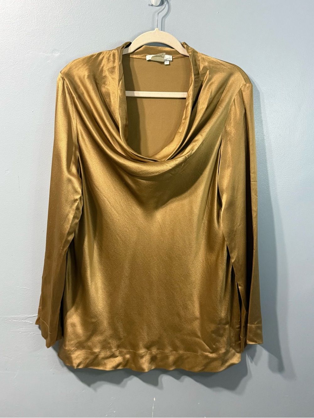 Frette Italy Silk Tan / Gold Cowl Neckline Long Sleeve Nightgown Women’s Size S